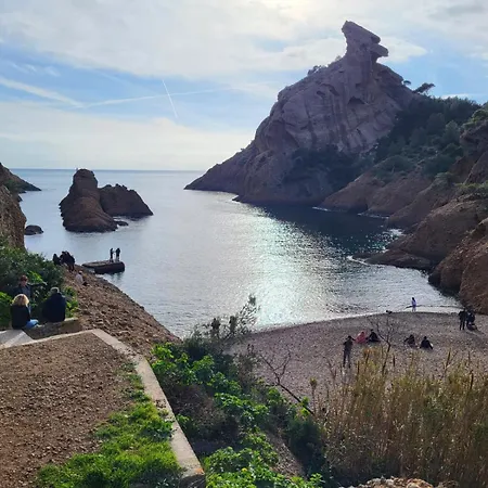 Baie Des Anges Vue Sur Mer, Garage Apartment *