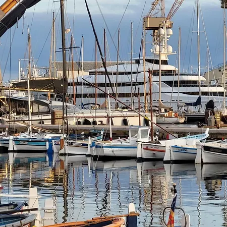 Appartamento Baie Des Anges Vue Sur Mer, Garage *
